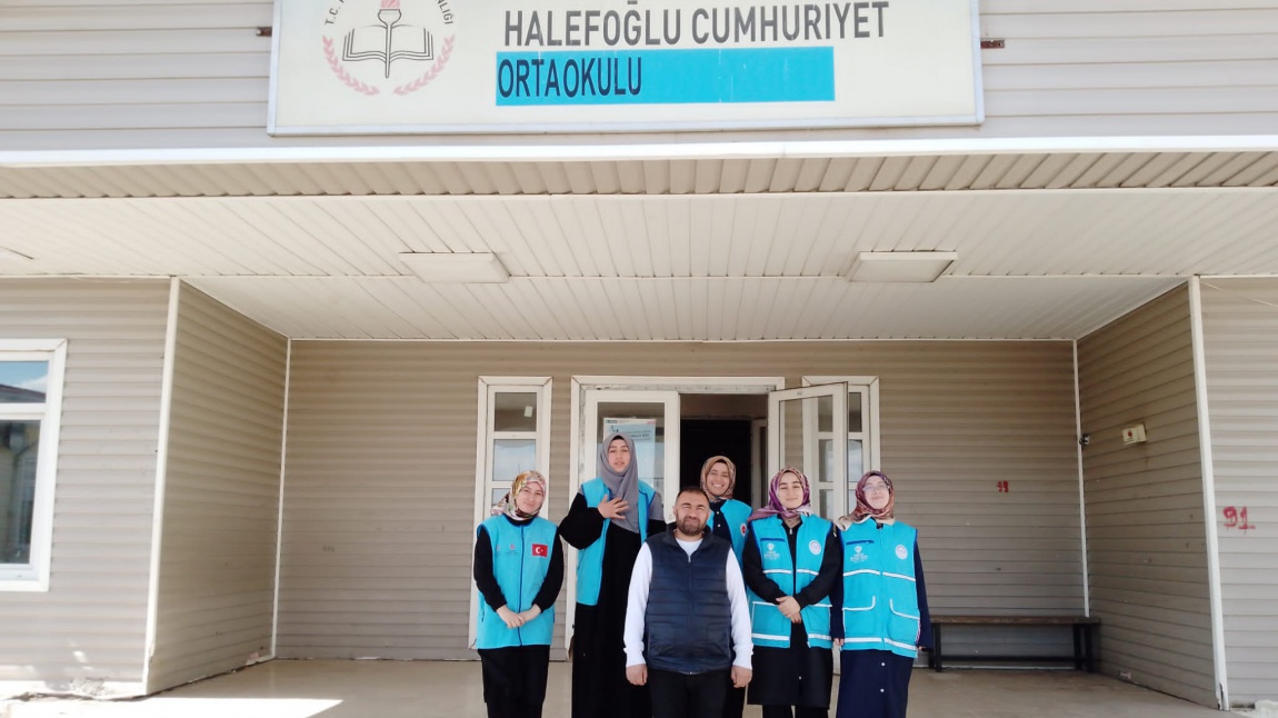 Türkiye Diyanet Vakfı Kars Şubesi Okulumuz Kütüphanesinin Zenginleşmesi Amacıyla Kitap Yardımında Bulundu